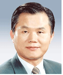 제427호 2005년 6월 23일 - (전) 체육청소년부 장관 박철언